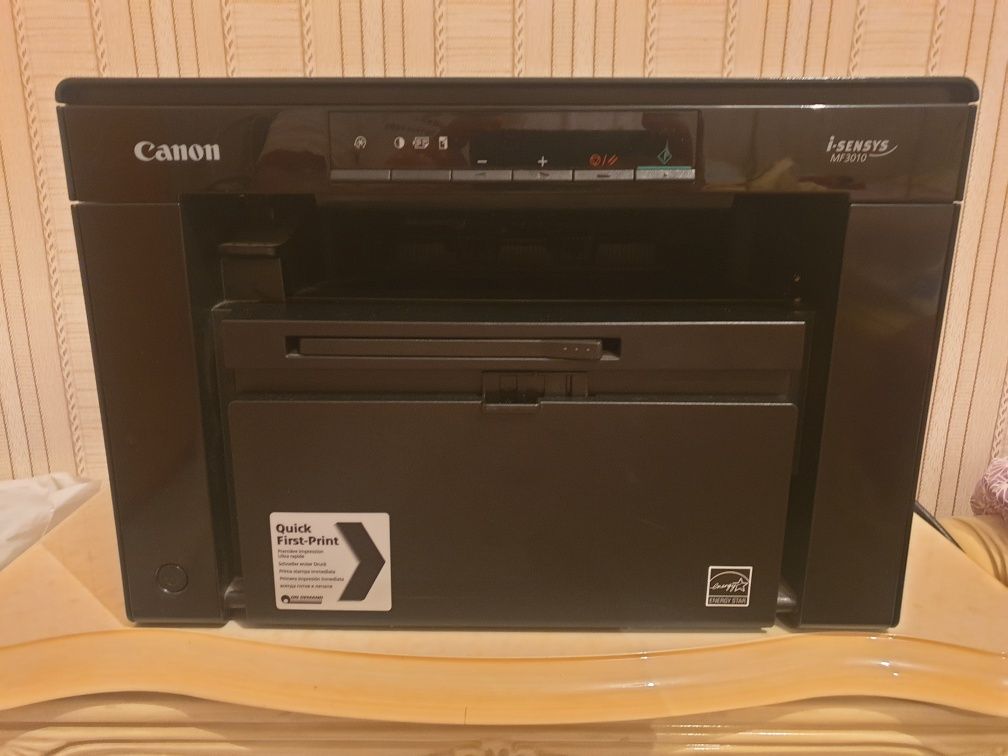 Принтер Canon (i-SENSYS MF3010).