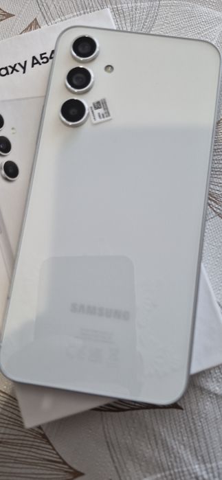 Samsung Galaxy A54 5G 256 GB Бял