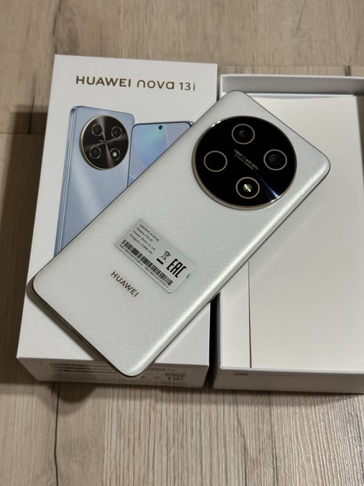 Huawei Nova 13i 256 gb Ram 8