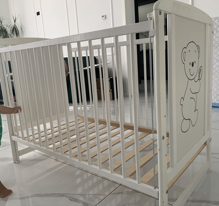 Patut cu saltea de cocos inclusa