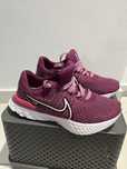 Adidasi femei , Nike , marime 41