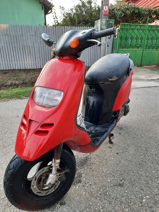 Vând scuter Piaggio Typhoon