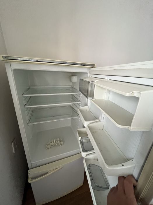 Холодилник телевизор