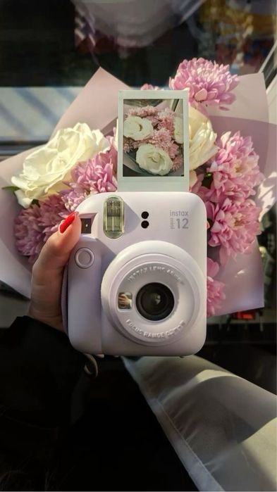 Instax i 12 в отличном состояний