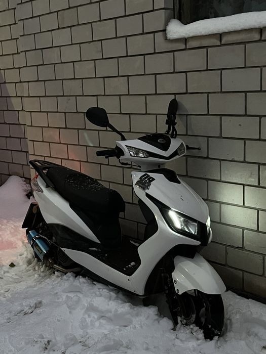 Продам Скутер М8 ,либо обмен на мотоцикл Yaqi 110