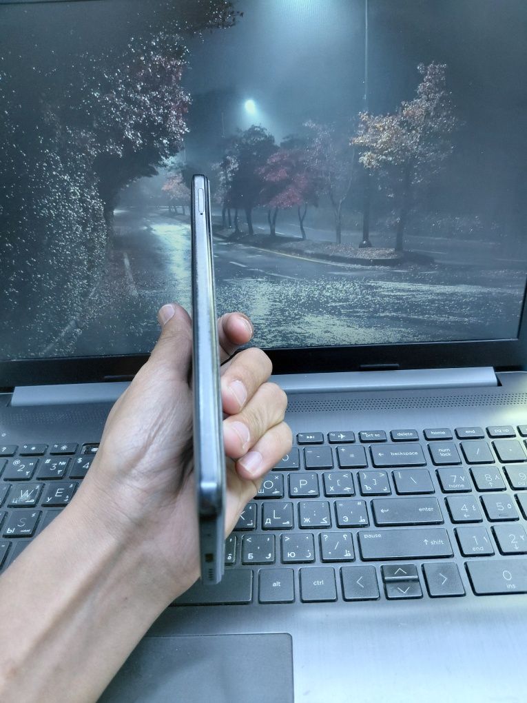 Redmi  Note 11 srochna sotiladi