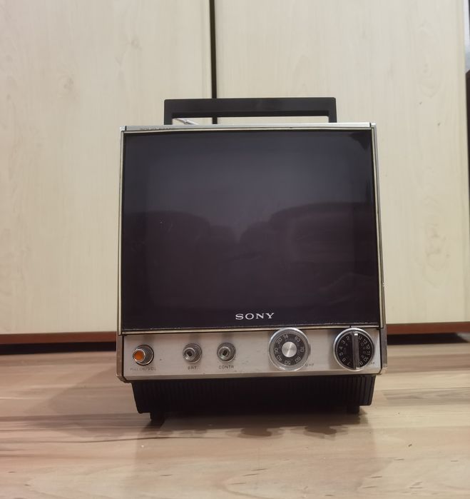 Televizor Sony mini tv retro vintage de colecție anii 70 made in Japan