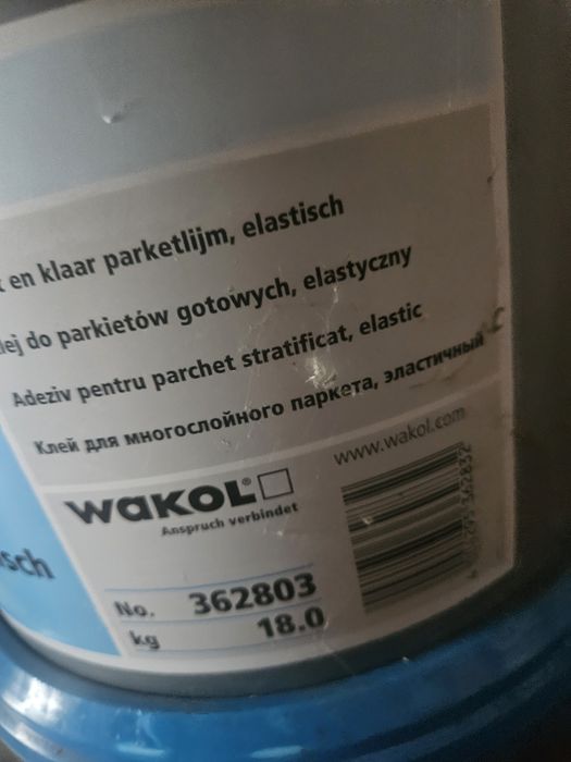 Adeziv pentru parchet