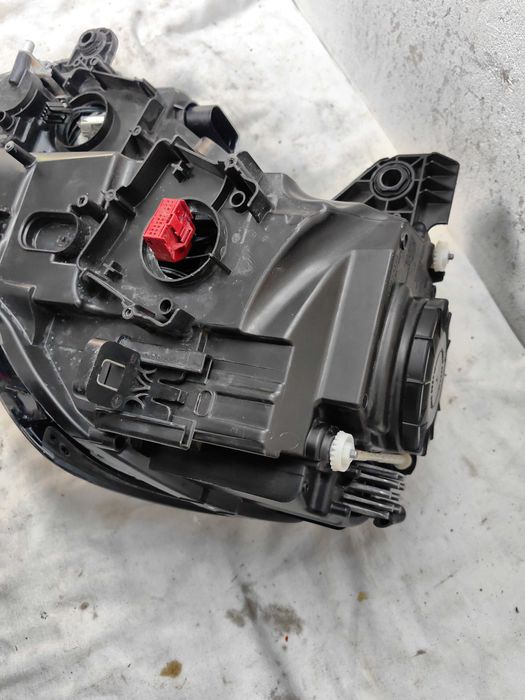 Оригинален фар Ауди А3  Audi A3 8V Led Bixenon
