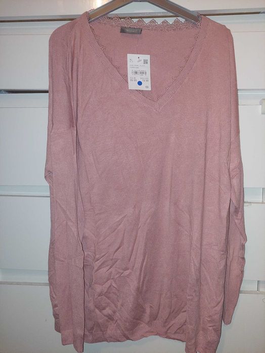 Pulover/rochie de toamna/iarna roz cu dantela TRANSPORT GRATUIT