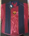 Тениска на FC Barcelona X Travis Scott в отлично състояние!