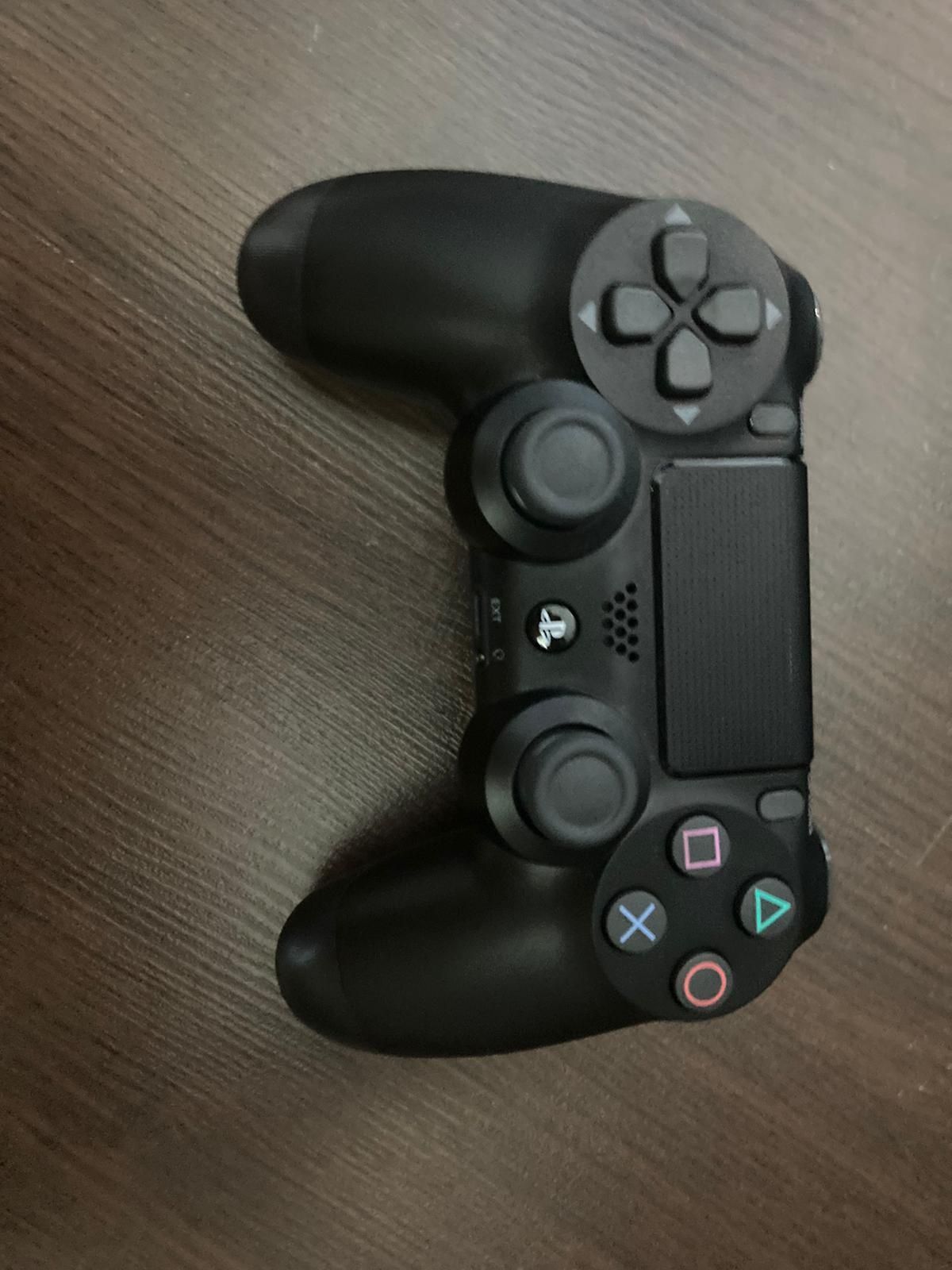 PS 4 slim de vânzare