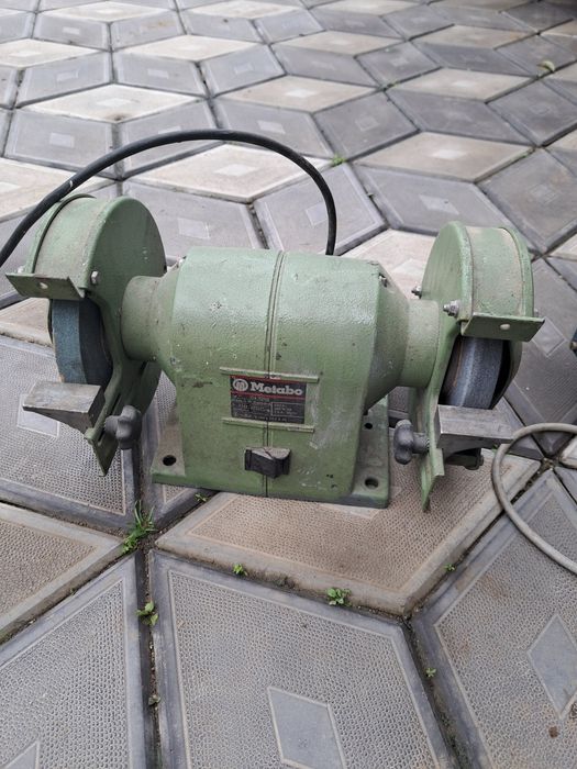 Vând Polizor Metabo