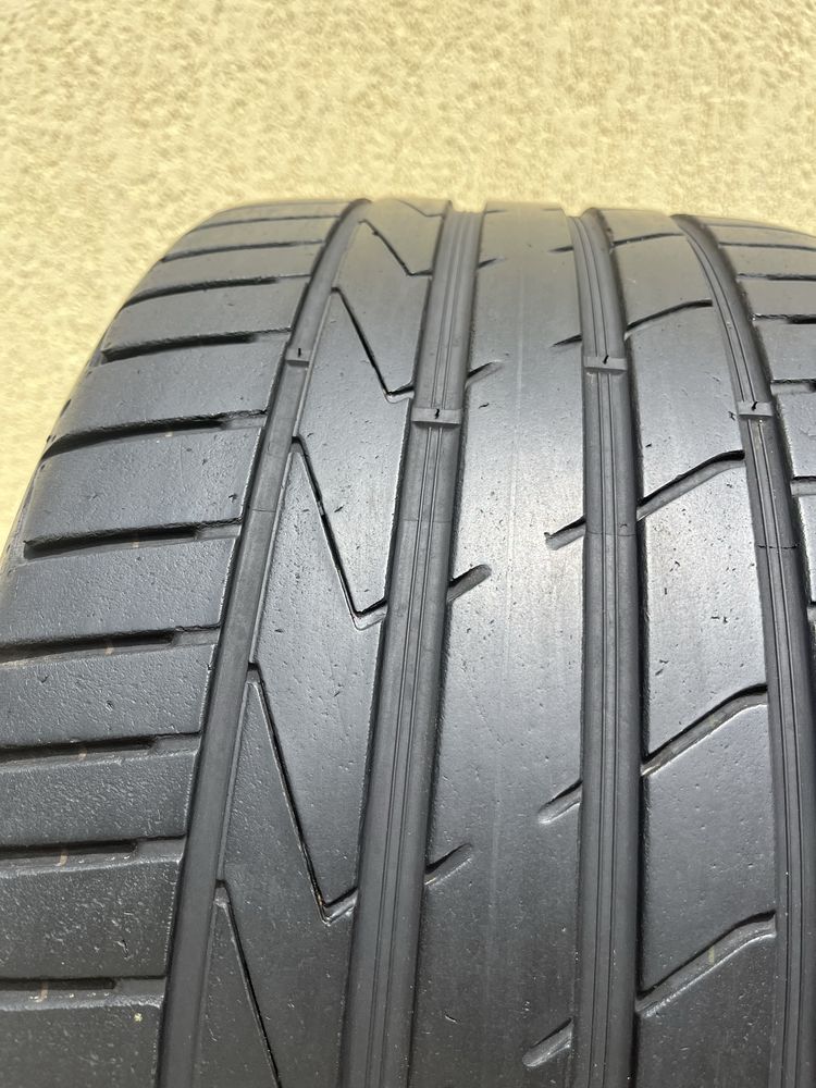 2 бр. летни гуми 275/30/20 Hankook DOT 2019 4,5 mm