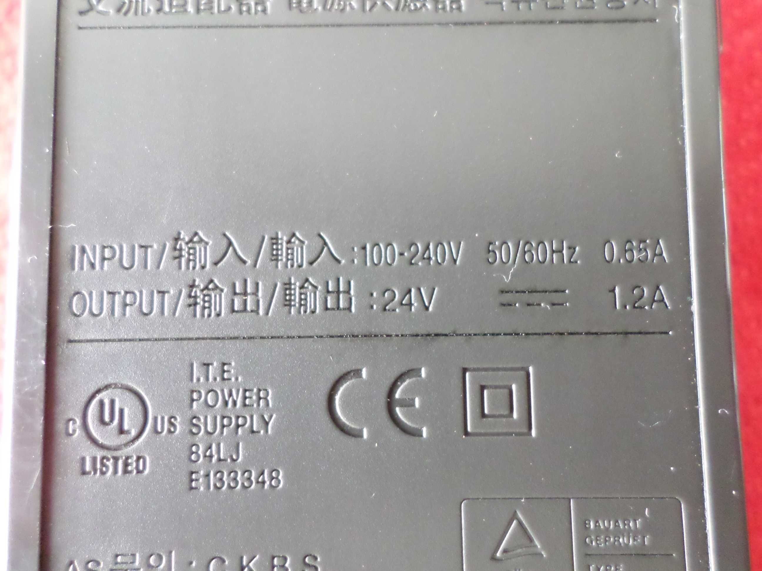 Адаптор мрежов = 24V / 1200mA
