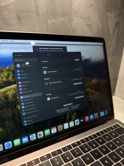Перфектен Macbook Air 13.3 inch  2019 256 GB