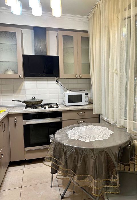 Сдам посуточно квартира и по часам ест kaspi red 24/7