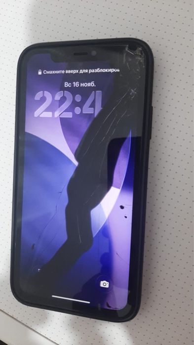 Айфон 11 красный 64гб