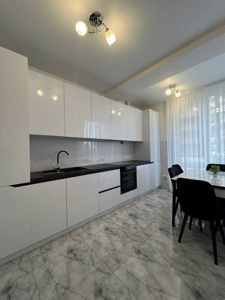 Дава се под наем Двустаен апартамент в София, Младост 2 - 46 кв.м за 425 € - Снимка #1
