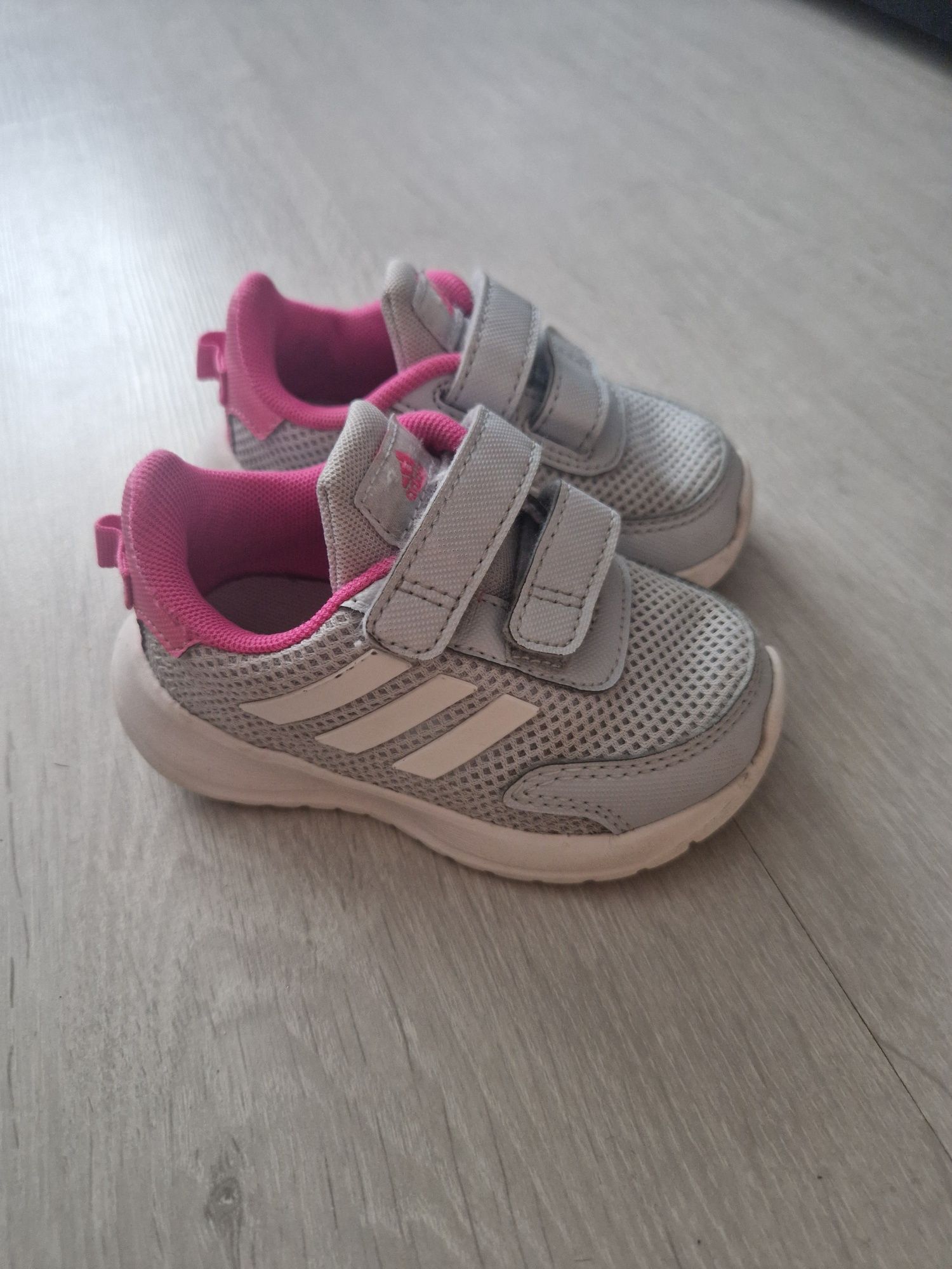 сандали adidas 20 р-р