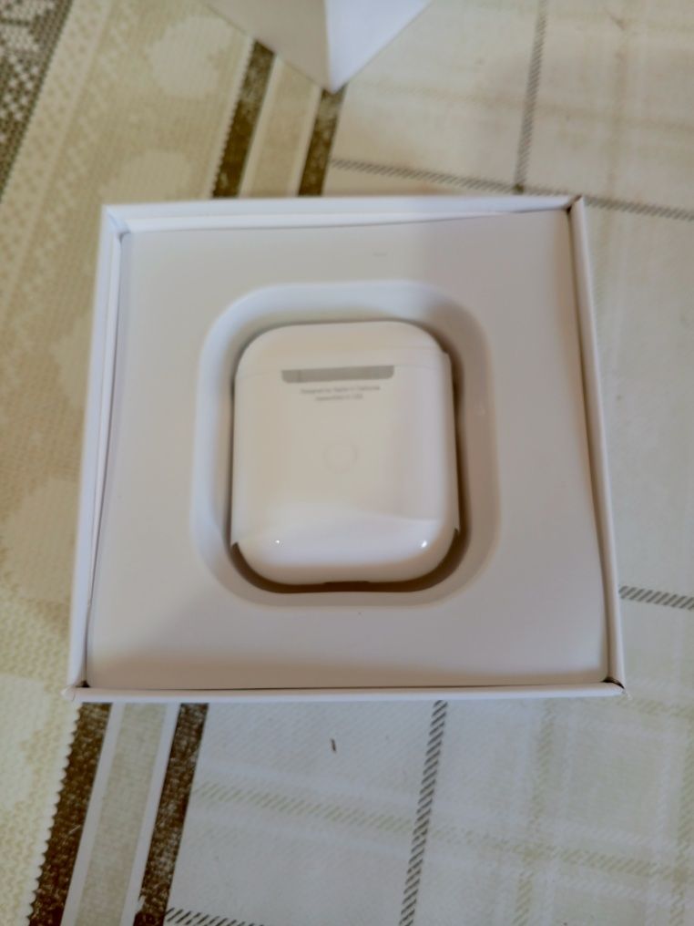 AirPods Wireiess Charging Case