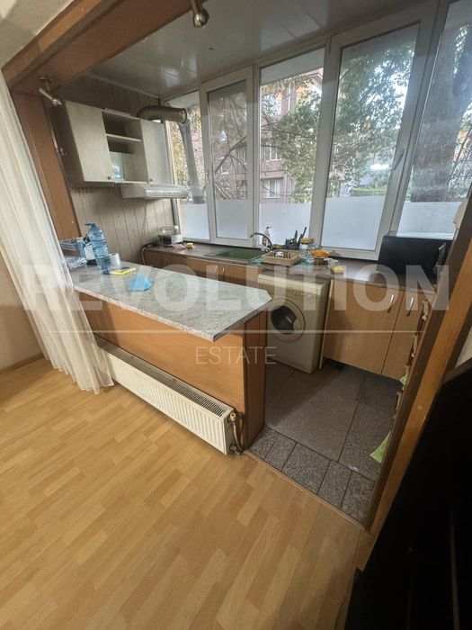 Продава се Четиристаен апартамент в Пловдив, Южен - 90 кв.м за 1489 €/кв.м - Снимка #10