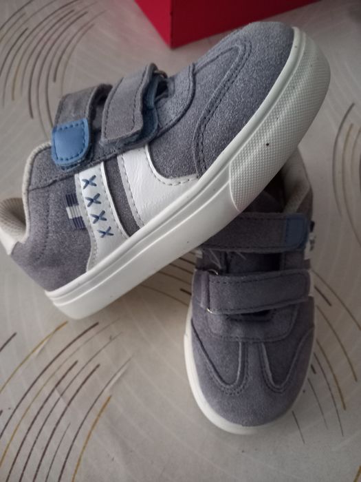 Adidași baieti nr 25