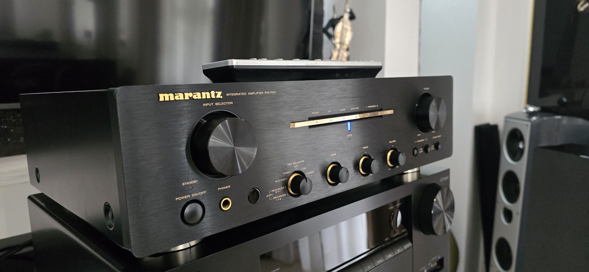 Amplificator stereo Marantz PM7001