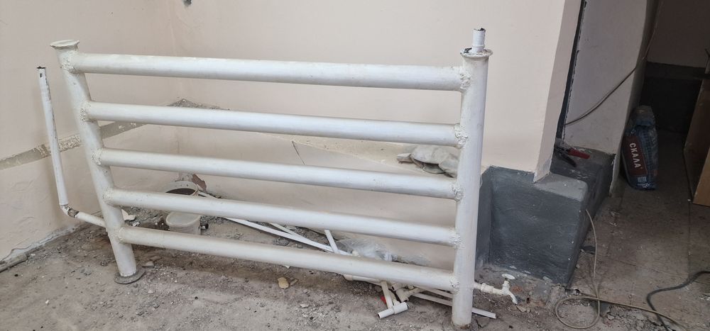 Продам регистр отопления большой.