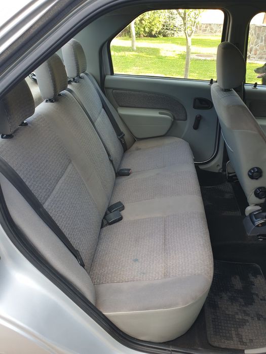 Dezmembrare - Logan 1.5 DCI (2006) - Motor și Piese în Stare Excelenta