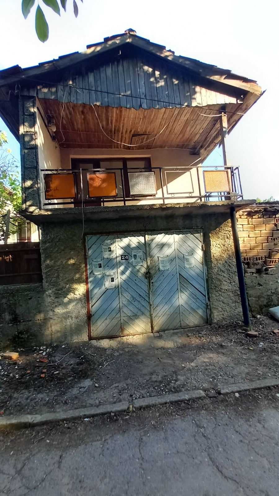 Къща - За продажба - гр. Цар Калоян