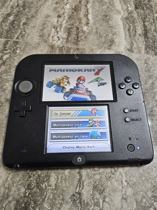vând nintendo 2ds