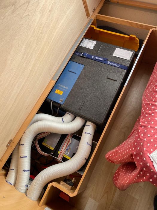 Vand rulota Hobby Deluxe 400 BK