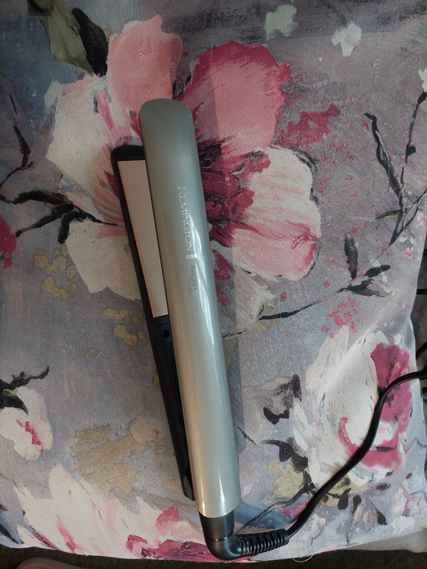 Remington keratin terapy преса за коса