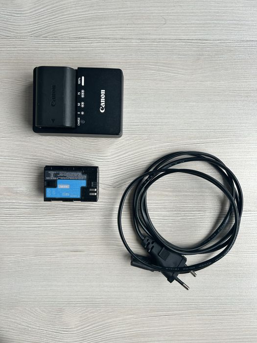 Canon EOS 80D stare excelentă - body