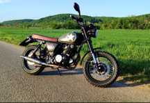 Motocicleta 250 cc  Suzuki Permis A2 nu Honda Cf moto Yamaha Kawasaki