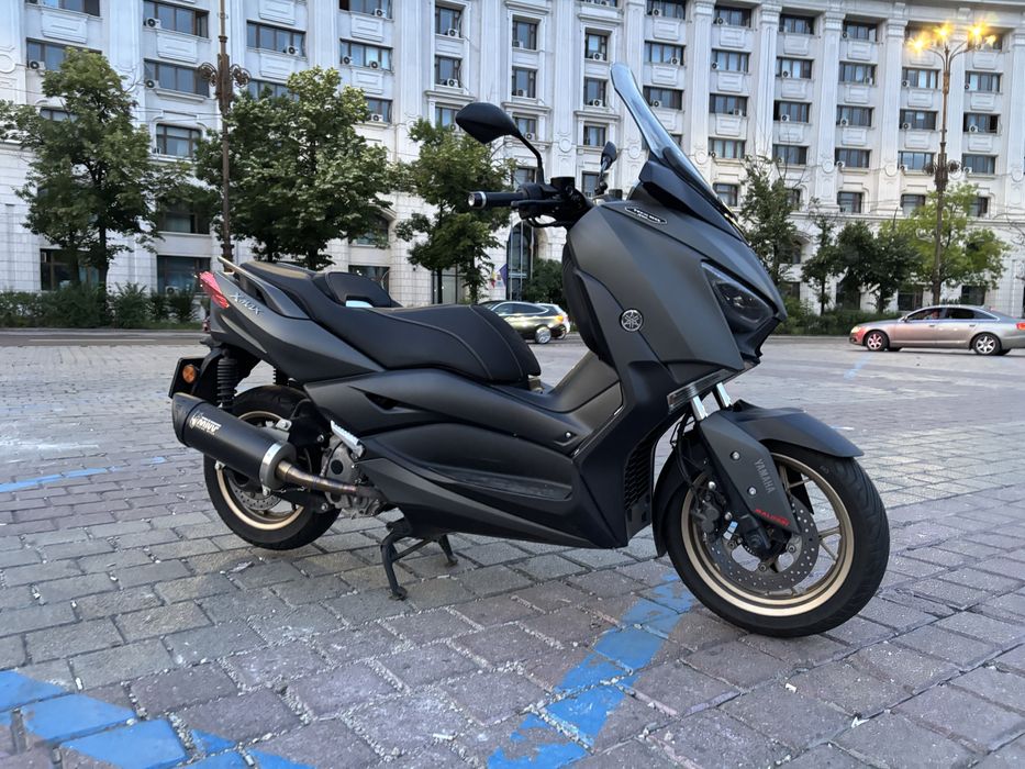 Yamaha x max 300 tech max