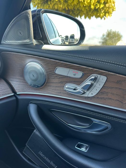 Mercedes-Benz E Mercedes-Benz 9G Tronic Exclusive