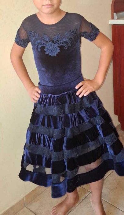 Рокличка за спортни танци 122-130 см