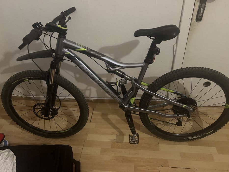 bicicleta  rockrider ST900 S…