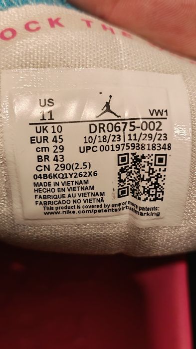 Ghete baschet Nike Jordan Zion 3