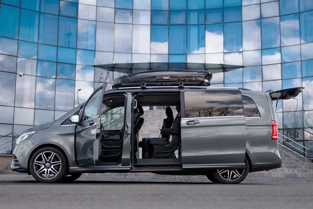 Închiriere microbuz exclusiv Mercedes V Class 2022 automat cu 7 locuri