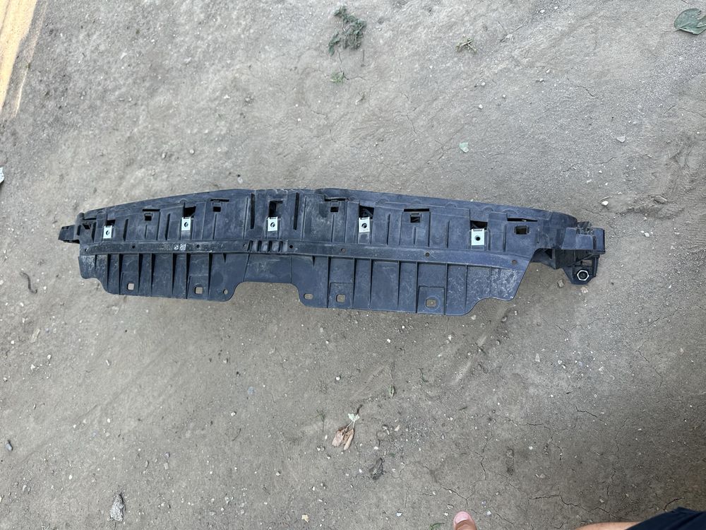Grilă aer hotă bmw x3.x4.cod:5a1da48-07.