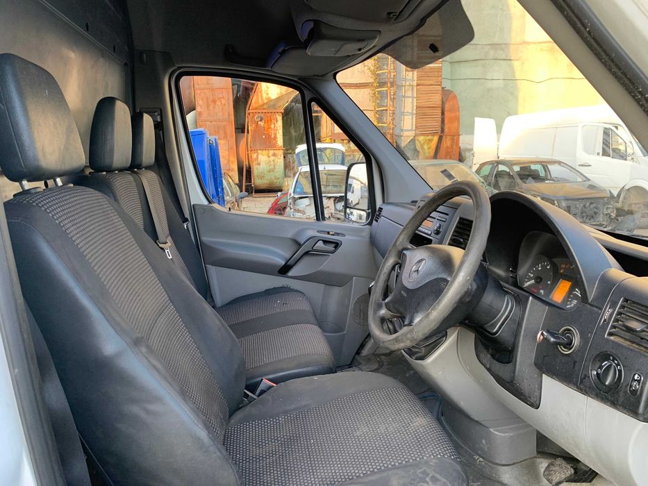 DEZMEMBREZ Mercedes SPRINTER W 906 313 CDI 3 panouri 2008 EURO 4