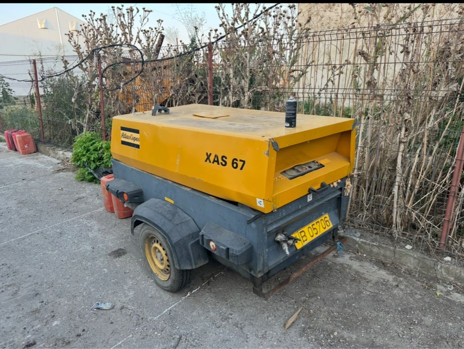 Inchiriez excavator 23t, 14t