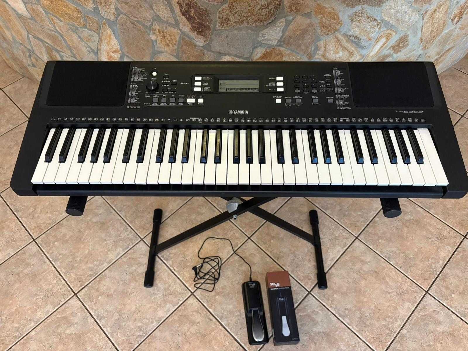 Yamaha PSR-E363 Синтезатор с динамика + (стойка и педал)