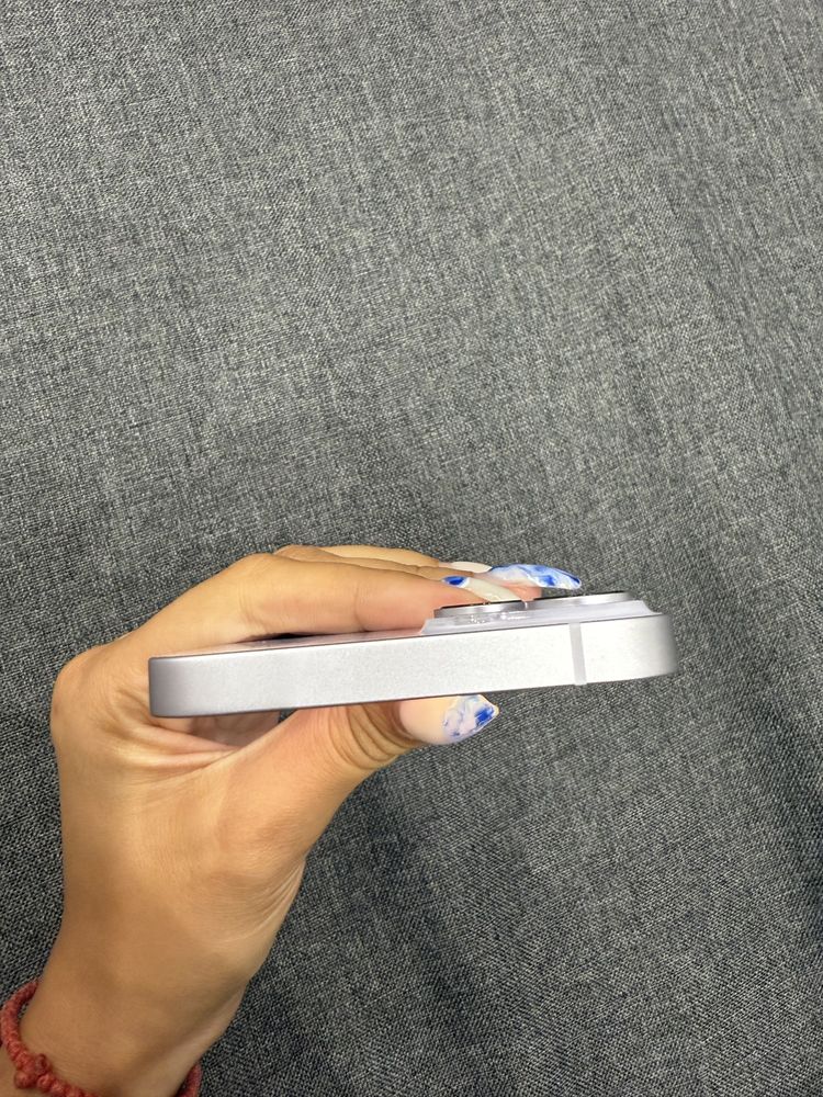 Iphone 14 purple