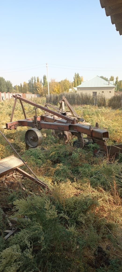 Трактор, телешка, соқа, скрейпер