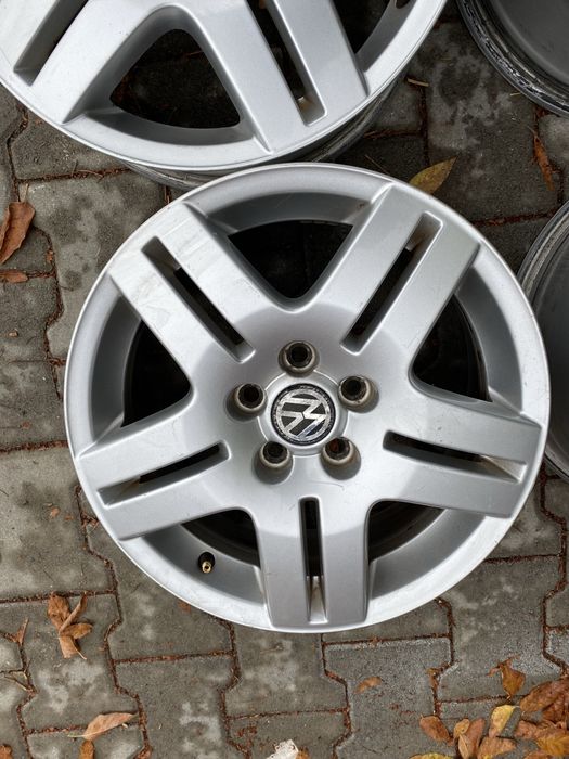 Jante origi  15 5 100 Golf 4 Bora Polo Skoda  Audi A3 TT Seat