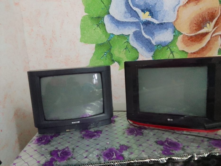 Телевизор Samsung 10мың.  LG 15мың.